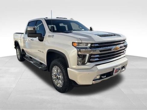 Used 2023 Chevrolet Silverado 2500 High Country w/ LPO, Hitch Package image 3