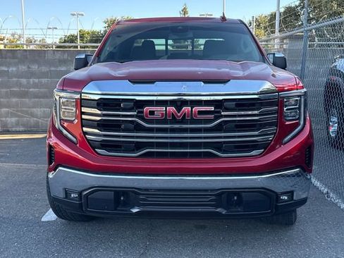 Used 2025 GMC Sierra 1500 SLT w/ SLT Premium Package AWD/4WD image 3