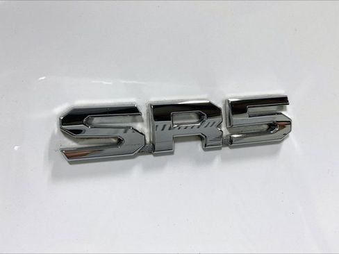 Used 2022 Toyota Tundra SR5 w/ SR5 Convenience Package AWD/4WD image 8