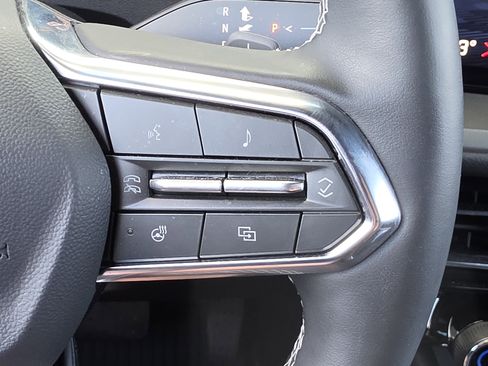 Used 2026 Chevrolet Traverse LT w/ Enhanced Driving Package AWD/4WD image 17