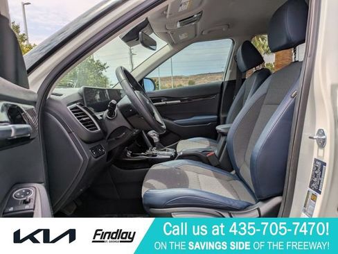 Certified 2025 Kia Seltos S AWD/4WD image 16