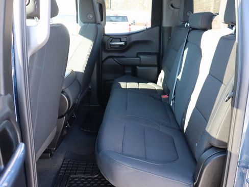 Used 2021 Chevrolet Silverado 1500 Custom image 15