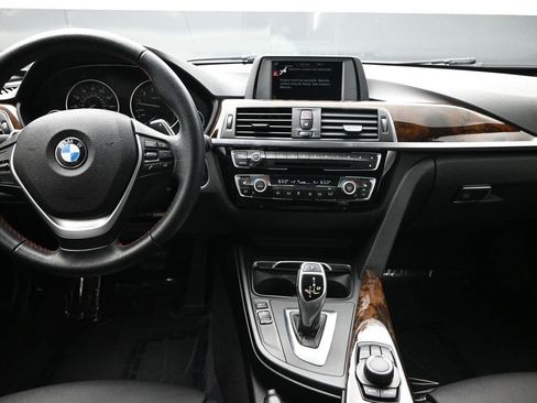 Used 2016 BMW 328i Sedan RWD image 12