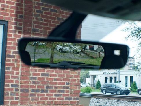 Used 2022 Volkswagen Atlas SE image 31