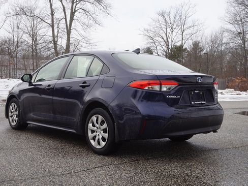 Used 2024 Toyota Corolla LE image 7