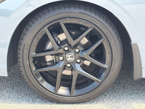 Used 2023 Honda Civic Sport image 11