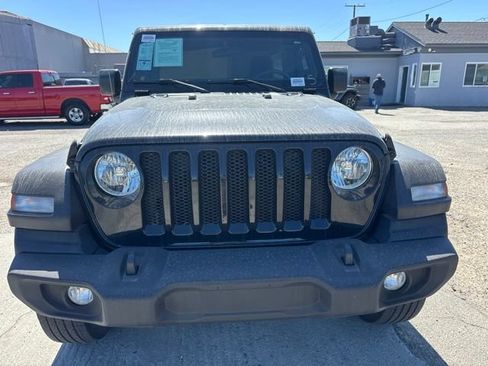 Used 2022 Jeep Wrangler Unlimited Sport AWD/4WD image 2