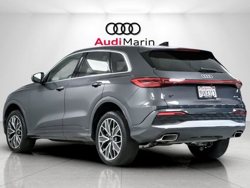 Certified 2025 Audi Q5 Premium Plus w/ Premium Plus image 3