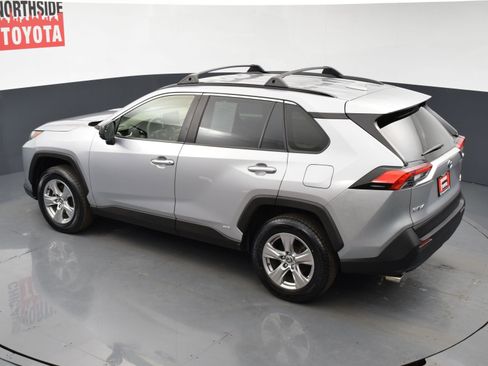 Used 2023 Toyota RAV4 LE image 18