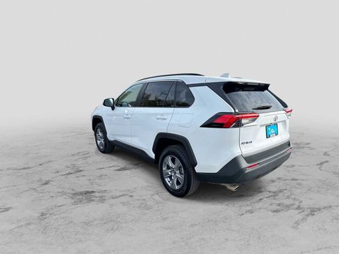 Used 2025 Toyota RAV4 XLE w/ Convenience Package AWD/4WD image 6