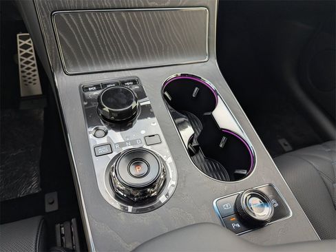 New 2026 Genesis GV80 3.5T e-SC image 22