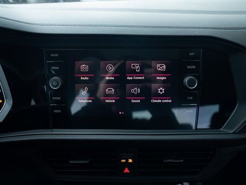 Used 2019 Volkswagen Jetta SEL FWD image 13