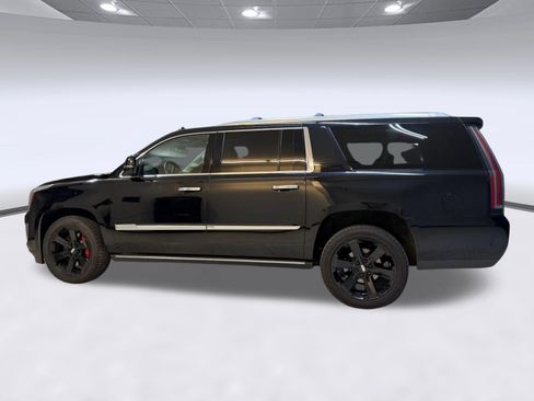 Used 2020 Cadillac Escalade ESV Premium Luxury AWD/4WD image 2