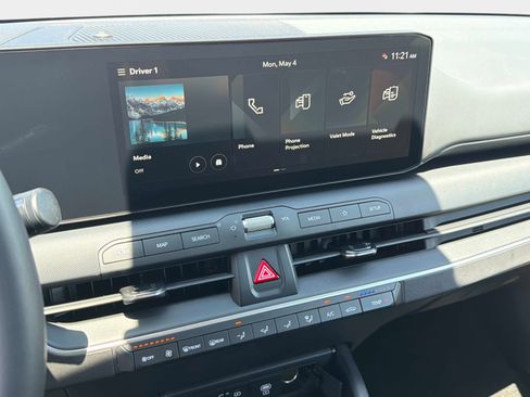 New 2026 Kia K4 FWD image 19