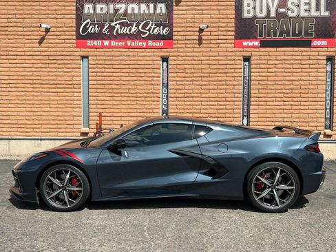 Used 2021 Chevrolet Corvette Stingray Preferred Cpe w/ Z51 Performance Package RWD image 1