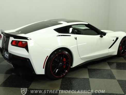 Used 2015 Chevrolet Corvette Stingray Coupe w/ Pacific Design Package RWD image 12