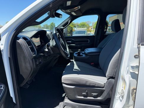 Used 2024 RAM 3500 Big Horn AWD/4WD image 10