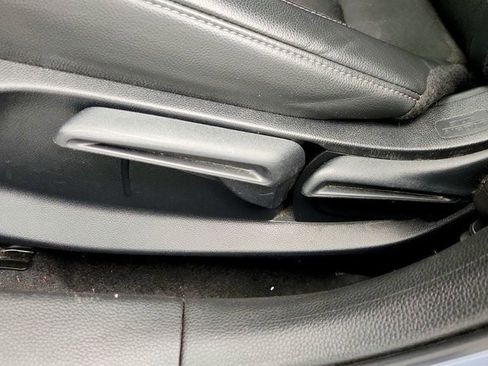 Used 2023 Honda Civic Sport image 11