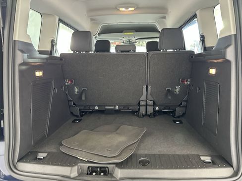 Used 2016 Ford Transit Connect XLT image 29