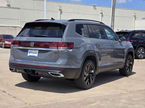 New 2026 Volkswagen Atlas SE AWD/4WD image 4