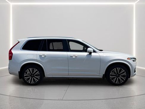 Used 2020 Volvo XC90 T6 Momentum AWD/4WD image 6