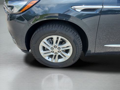 Used 2021 Buick Enclave Essence w/ Sound and Sites Package AWD/4WD image 31