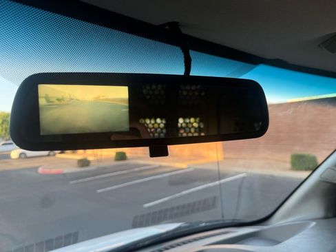 Used 2017 Chevrolet Express 2500 image 28