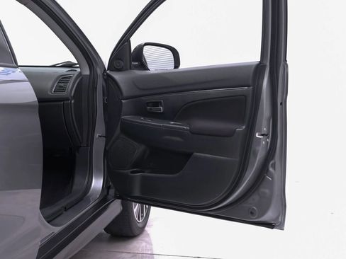 Used 2016 Mitsubishi Outlander Sport ES FWD image 38