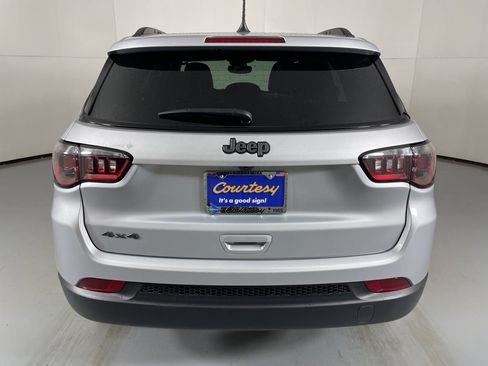 New 2026 Jeep Compass Latitude w/ Sun and Sound Group AWD/4WD image 7