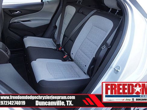 Used 2022 Chevrolet Equinox LT FWD image 14