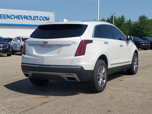 Certified 2023 Cadillac XT5 Premium Luxury w/ LPO, Floor Liner Package AWD/4WD image 3