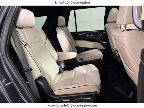 Used 2022 Cadillac Escalade Sport w/ Touring Package AWD/4WD image 13