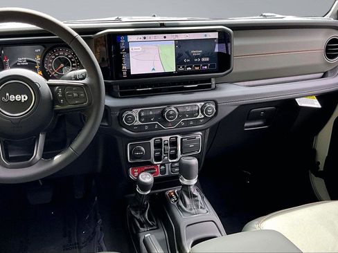 New 2026 Jeep Gladiator Mojave AWD/4WD image 8