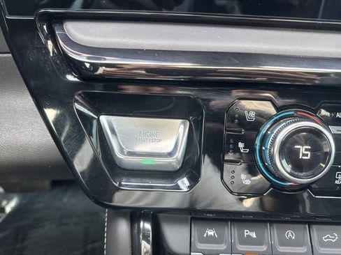 Certified 2024 GMC Sierra 1500 AT4X image 28