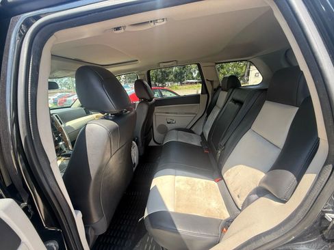 Used 2009 Jeep Grand Cherokee Limited image 12