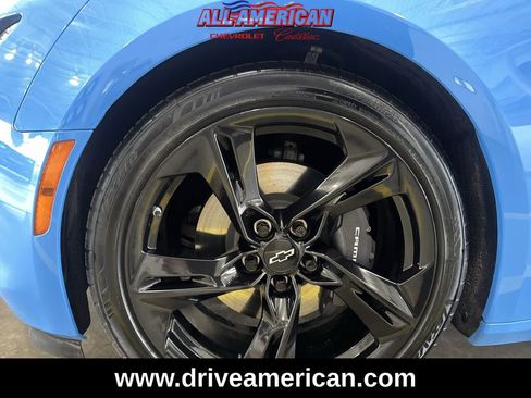 Used 2022 Chevrolet Camaro LT w/ Technology Package image 31