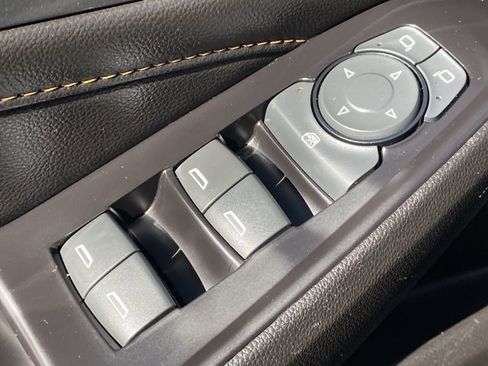 Used 2019 Chevrolet Traverse LS image 20