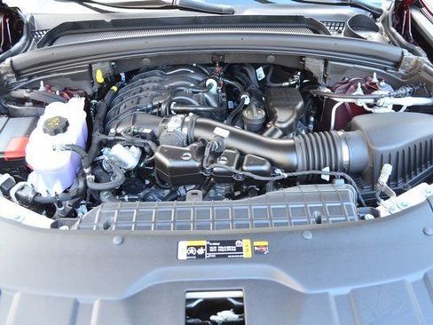 New 2025 Jeep Grand Cherokee Limited w/ Black Appearance Package image 37