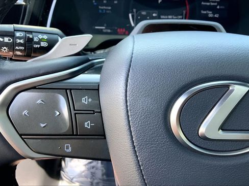 Used 2025 Lexus RX 350 AWD w/ Convenience Package image 24