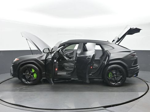Used 2019 Lamborghini Urus AWD/4WD image 39