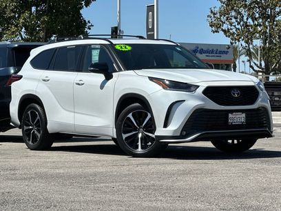 Used 2022 Toyota Highlander XSE