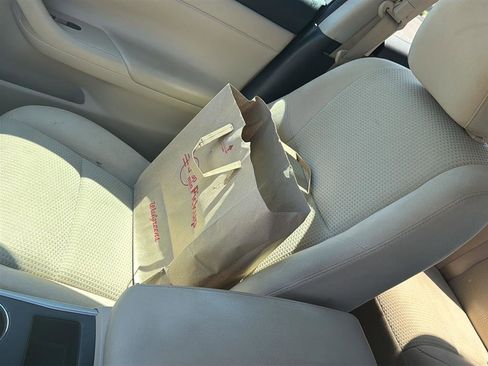 Used 2015 Nissan Altima 2.5 S w/ Sport Value Package image 8