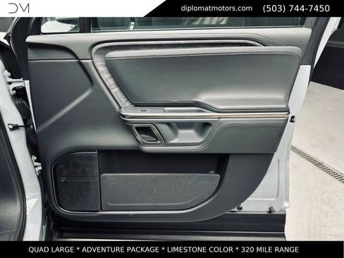 Used 2024 Rivian R1S Adventure AWD/4WD image 29