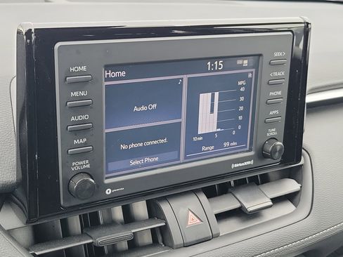 Used 2022 Toyota RAV4 LE image 25