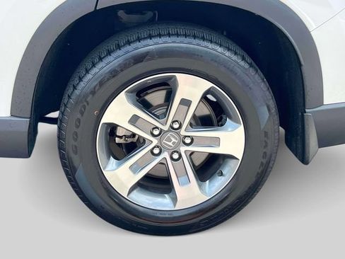 Used 2023 Honda Pilot EX-L image 9