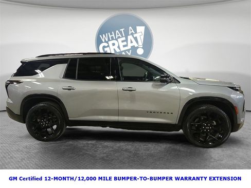 Certified 2024 Chevrolet Traverse RS w/ LPO, Floor Liner Package image 2