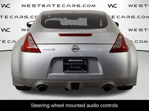 Used 2009 Nissan 370Z Touring image 4