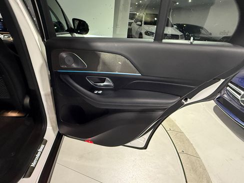 Used 2020 Mercedes-Benz GLE 450 4MATIC w/ Premium Package image 40