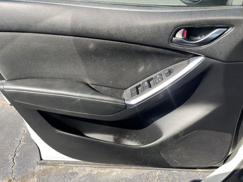 Used 2016 MAZDA CX-5 Touring image 12