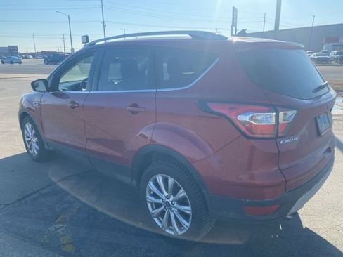 Used 2018 Ford Escape Titanium w/ Ford Safe & Smart Package image 8